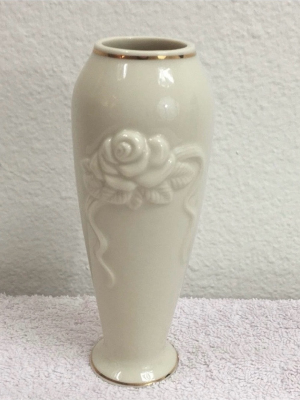 Vintage Lenox Cream Gold Trim Floral Design Ceramic Small Vase Contemporary